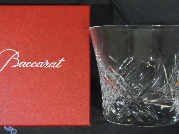 底が厚く安定感があり、飲み口に向かって薄くなっていく造り。