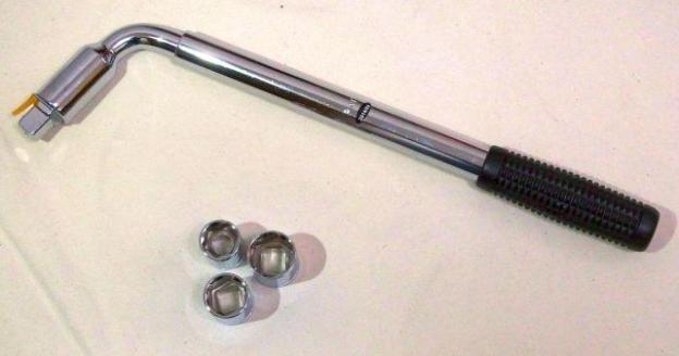 これだけのものしまうの、結構...