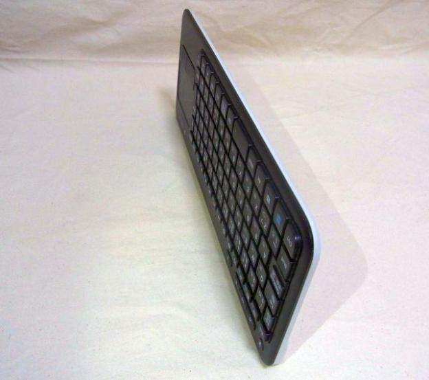 こうして自立するのでしまいやすい、というのもリビング用にはよいかな