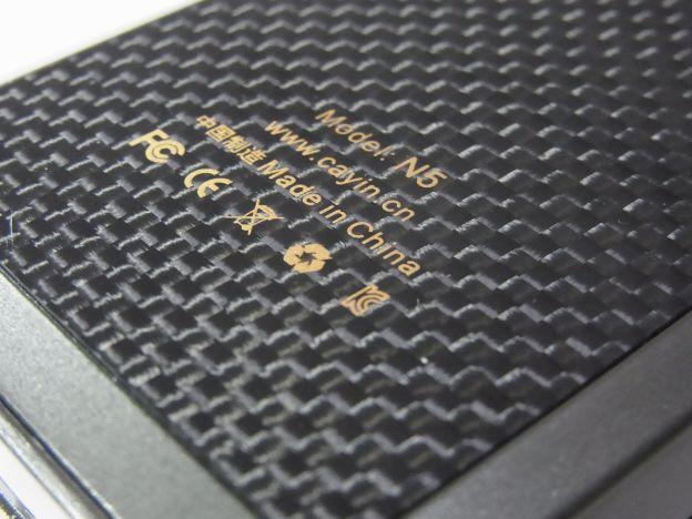 実際ネットからの情報では金文字だけ擦れてはげてしまうこともあるらしい。