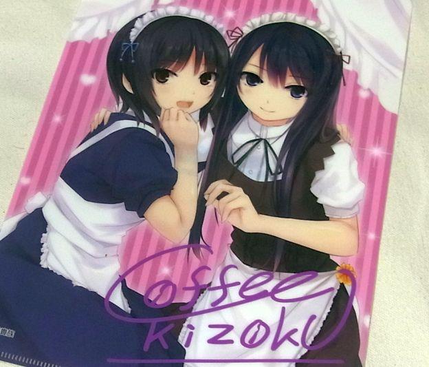 なかなかメイド姿の二人は描かれることが少ないので貴重?