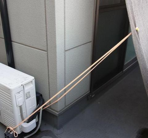 土台にガッチリ固定。これで安心。