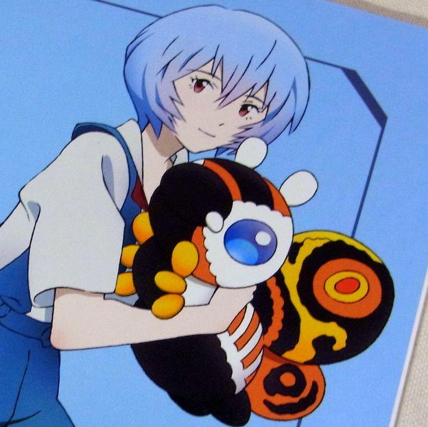 ドコ見てるのかワカラン目と丸い足がいいなぁ~