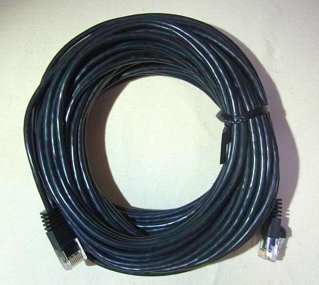 この細さとクセのなさが敷設しやすい。