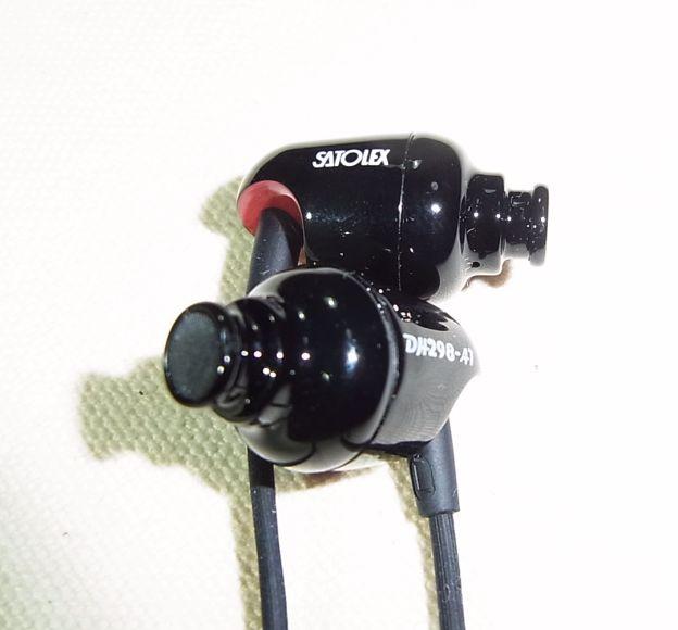 カナル系は5.8mm(実測)。やや太めかな。