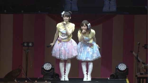 最後にはける前に、みんなに向かって「しぃぃぃぃぃぃ...!」」