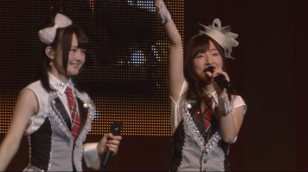 衣装も結構お金掛けてます