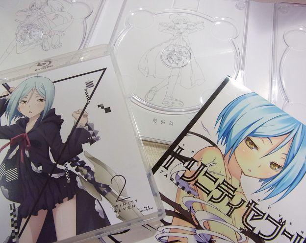 ウム、確かに82だ(7DISC収納特殊ケースには各キャラの3サイズが)