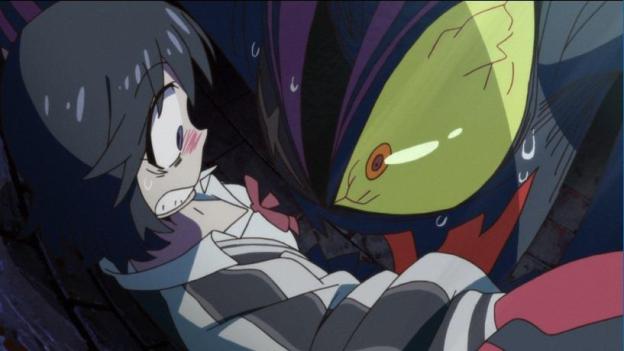 血走った目で「俺に着られろ!!」と流子に迫る「鮮血」