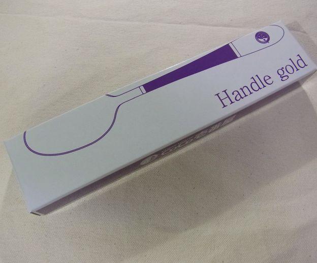 今度の箱は紫色