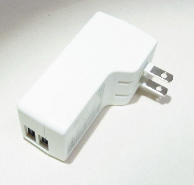 差し込み口の形状やポートの方向からは常設型?