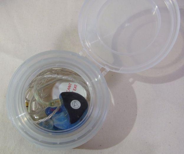 ちょうどCIEMが1つピッタリ入る。