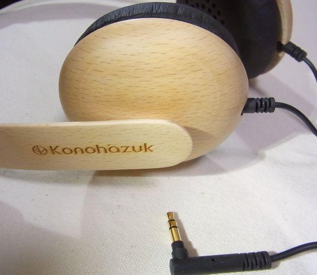 ケーブルも丁寧な造り。