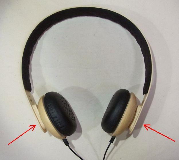 深めに掛けるとこのヘッドバンドの下から上方向に押さえつける力がかかるのが良い?