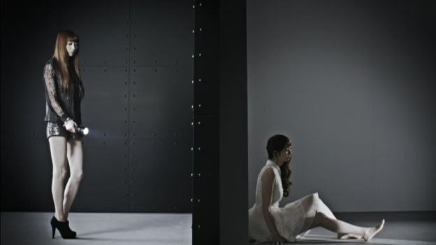 ひとり二役の?黒戸松と白戸松