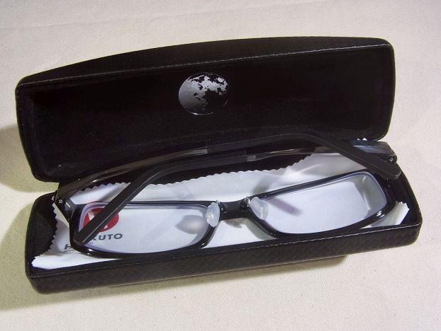 わりにレンズの透明度は高い