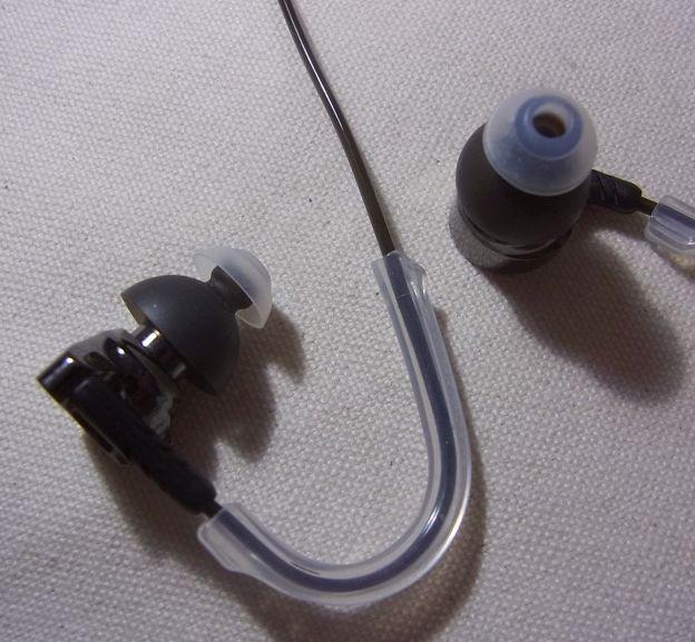 「素の」SpinFitの方がKC06には合っているけど、面白い「抜け」が得られるチップ。