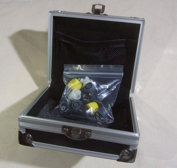 ケースだけだと思っていたので、うれしいプレゼント。