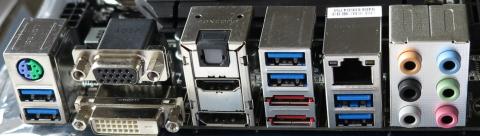 豊富な出力端子