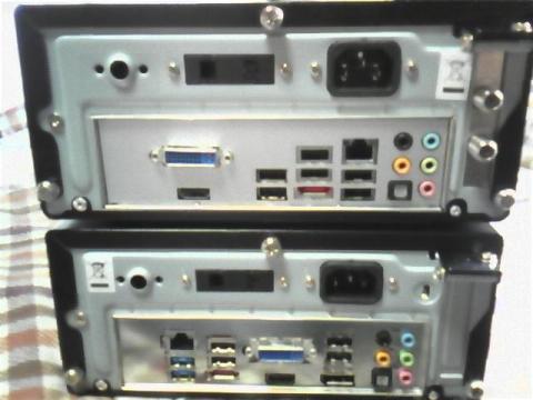 積んじゃいました。後ろから見てようやく違いが分かります。