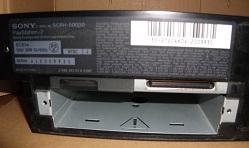 PS2裏の蓋を外すと、HDDを入れる場所があるので