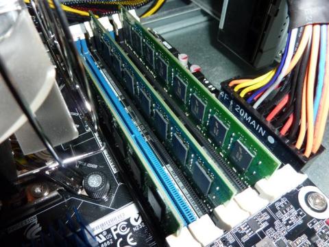 しっかりと挿しました