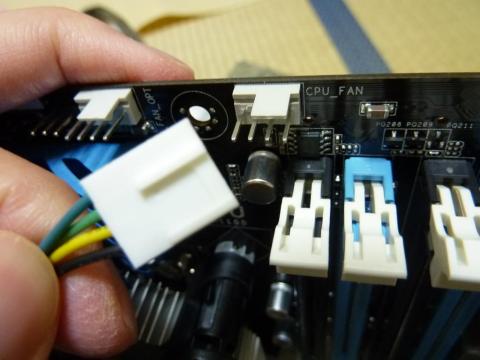 電源も忘れないように装着しましょう☆