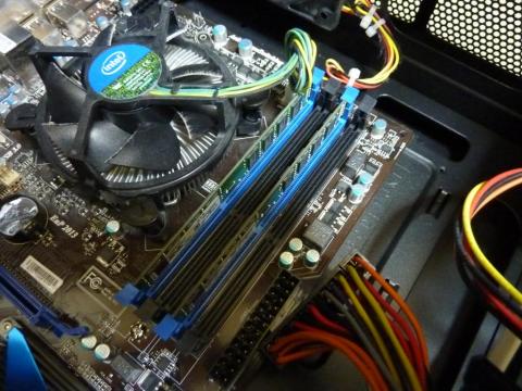 以前のマザーボードから・・・