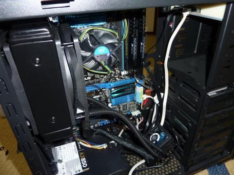 しっかりとネジ止めをしました^^b