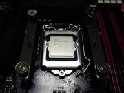 ゴールドアローは 左下 です