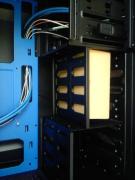 付属品はドライブベイに入っています