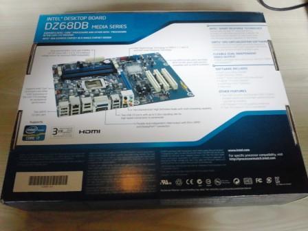 マザーボード外箱2