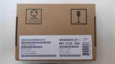 「Intel SSD 320」600GB外箱1