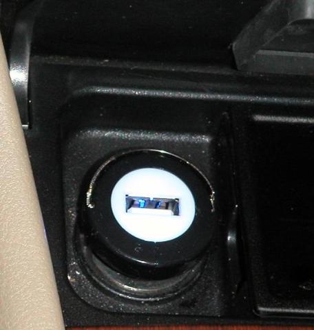 奇麗なブルーで通電