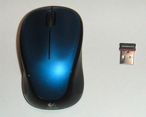 ワイヤレスマウスm235