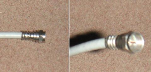 ねじ込み式のF型端子