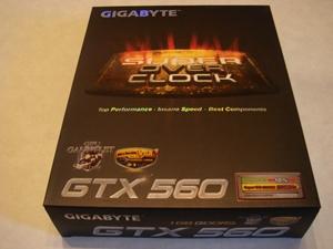 黒の中にふつふつと燃え上がる炎に力強さを感じます