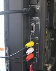 TVの接続端子 上:HDMI 下:ビデオ