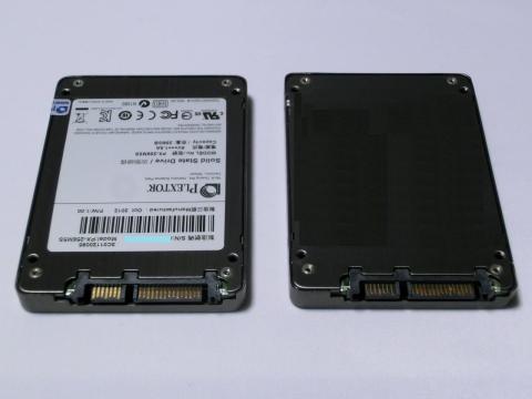 PX-256M5S(左)とCFD販売SSD(右)