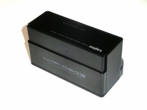 正面(カバー閉状態)