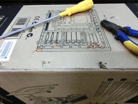 開梱がちょっと手間取った