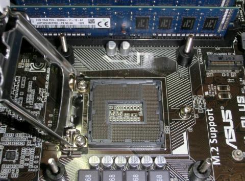 保護カバーを撤去した