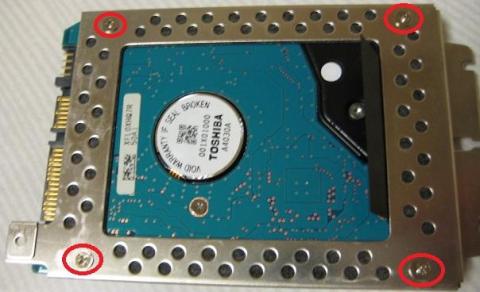 写真の赤丸部分を外す