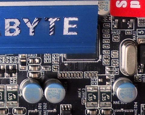 チップセットヒートシンク裏