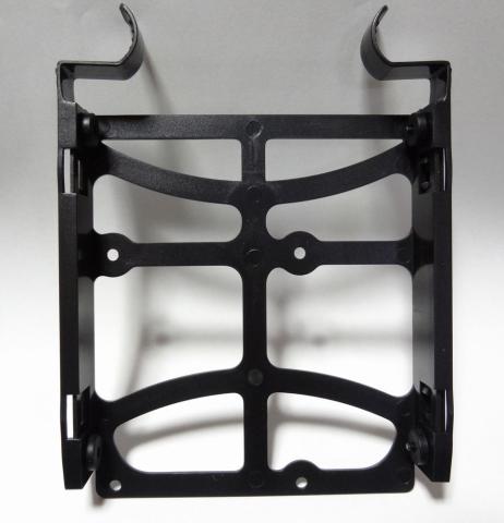 2.5インチ対応のケースのドライブケージ