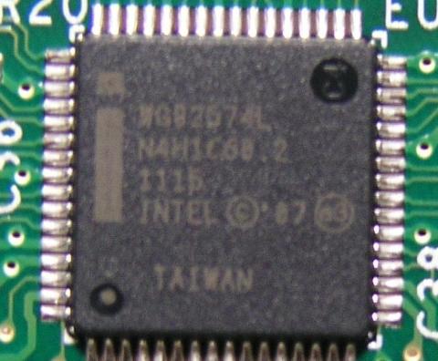 チップ拡大の図。カメラで接写のやり方判ったので記念撮影。