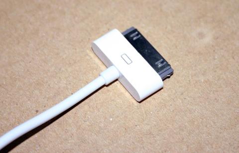 ダイソー iPod Dockコネクタ 0.jpg