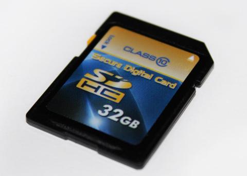 上海問屋セレクト SDHCカード 32GB (Class10) (3).jpg