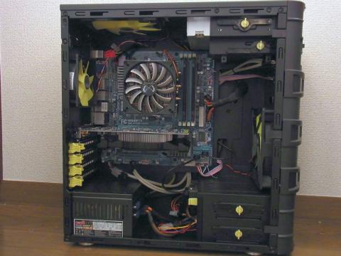 ケース内部(全体)