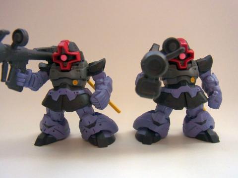 左:スミいれ済 右:スミいれ未